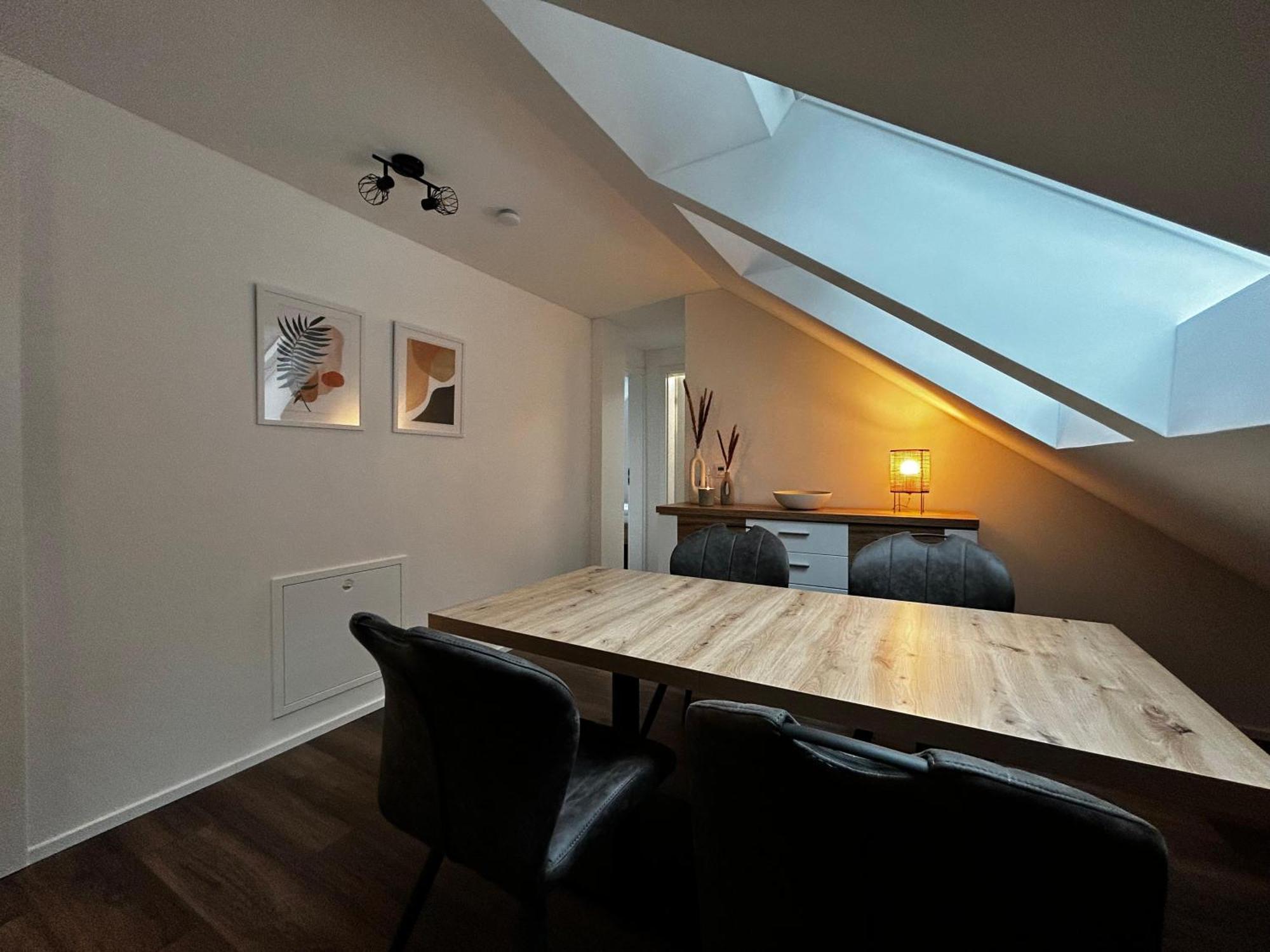 Moderne Ferienwohnung Fuer Familien Im Dachgeschoss Bosau Extérieur photo